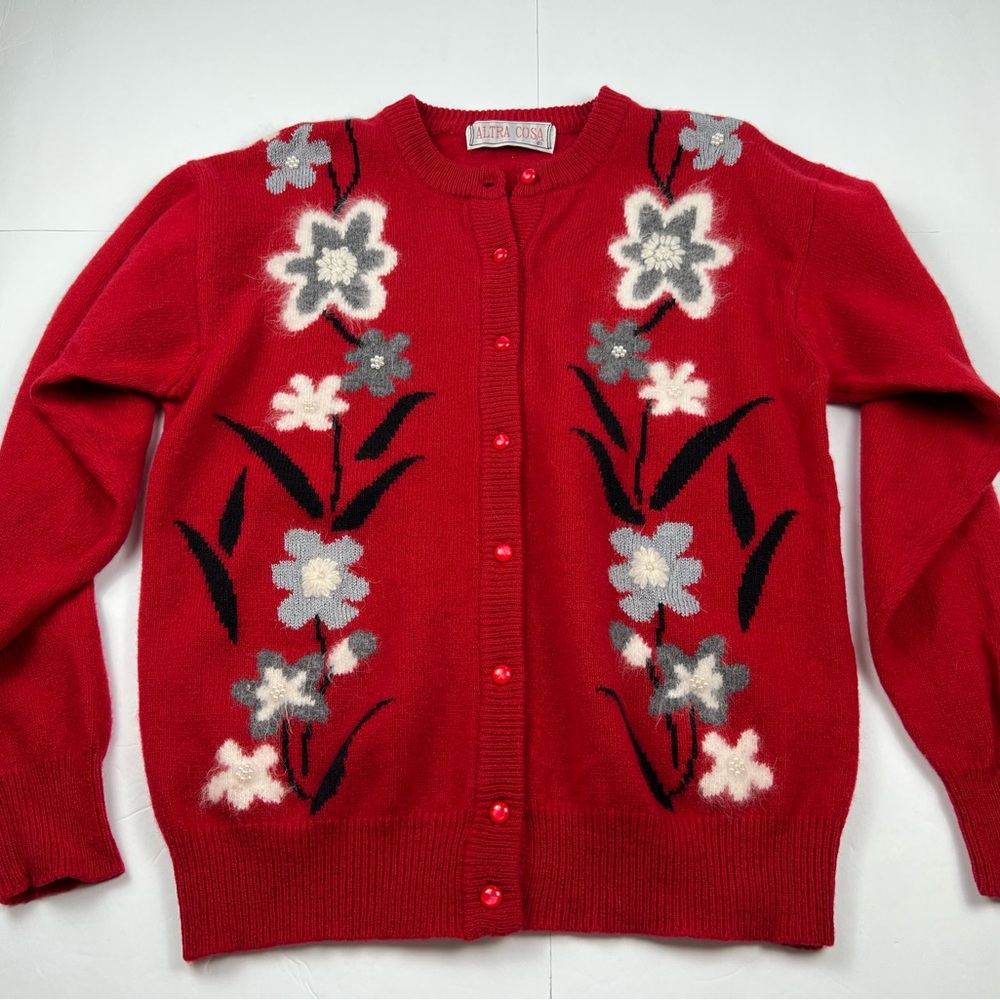 Altra Cosa Vintage Lambswool and Angora Beaded Cardigan Sweater M/L Red Floral